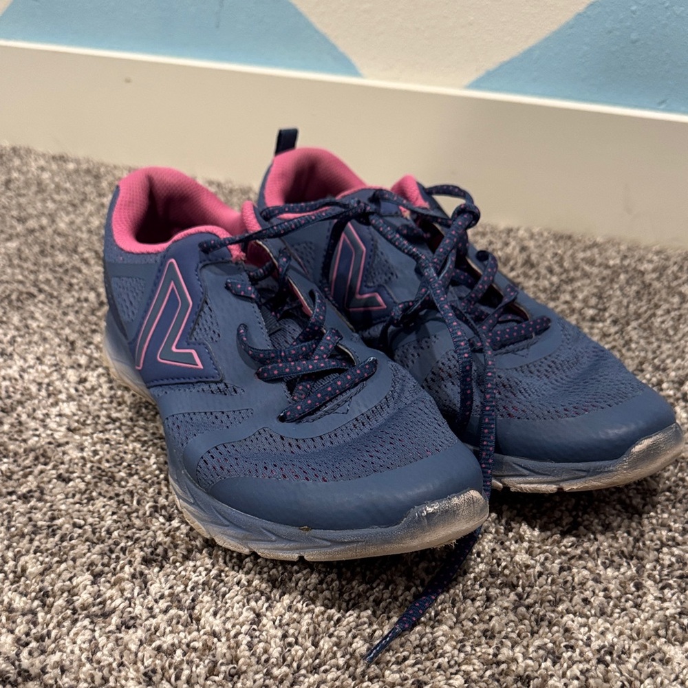 Vionic Women's Navy and Pink Athletic Shoes